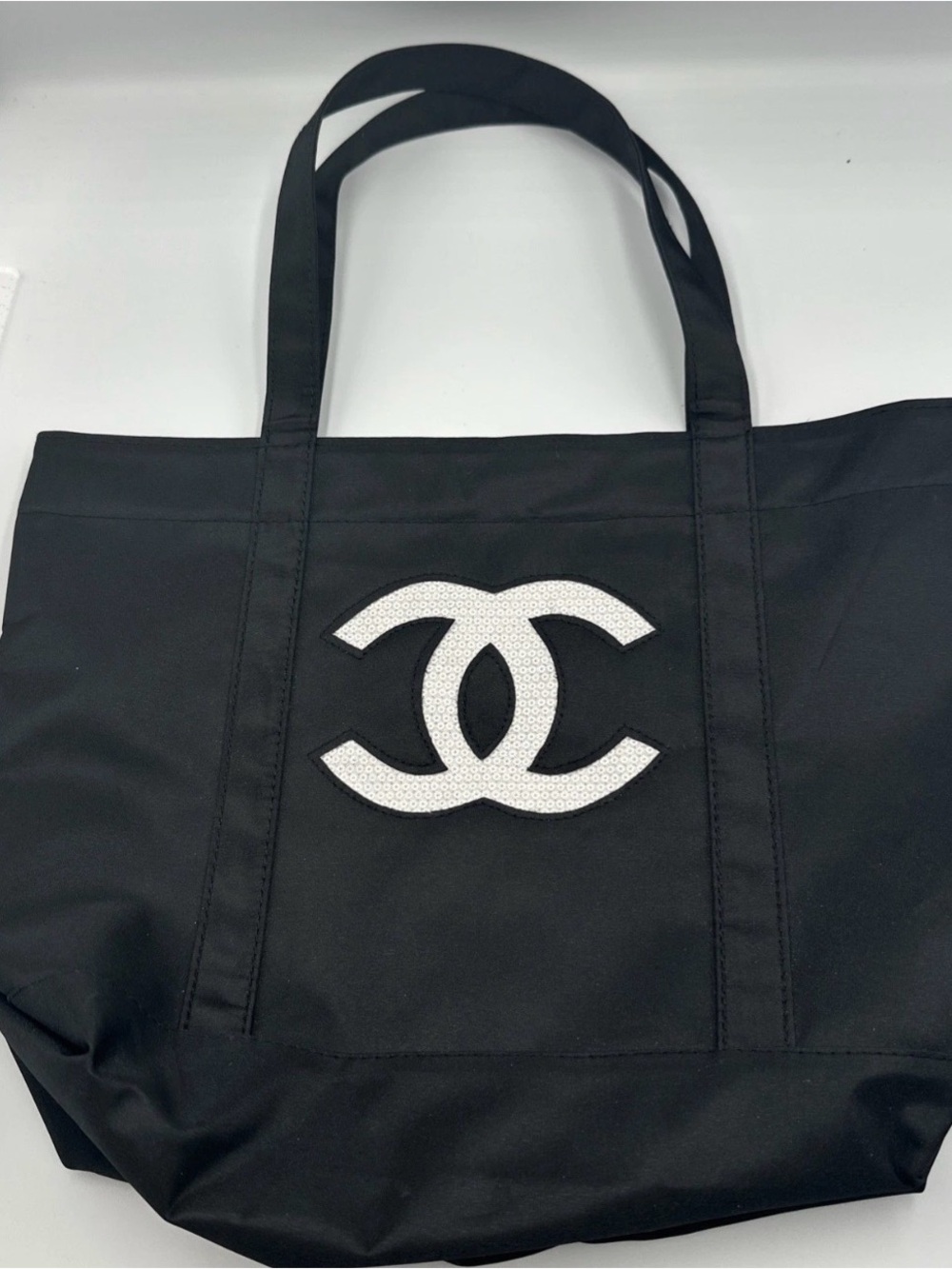 AUTHENTIC PRECISION CC SEQUINED TOTE